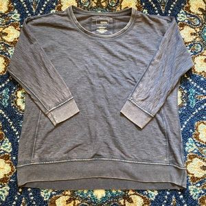 Womens 3/4 sleeve shirt sweater